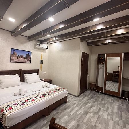 Ayub Boutique Hotel บูคารา ภายนอก รูปภาพ